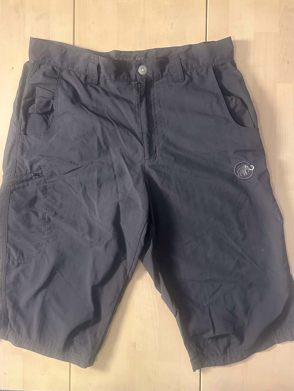 Mammut Swiss Technology Men's Lightweight Hiking Cargo Shorts Black Size 32